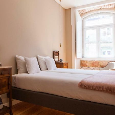 Alfama Baixa Spacious And Bright Apartment Blends The Historic And The Contemporary 2 Bedrs & 2 Bathrs Ac 18Th Century Building Лісабон Екстер'єр фото